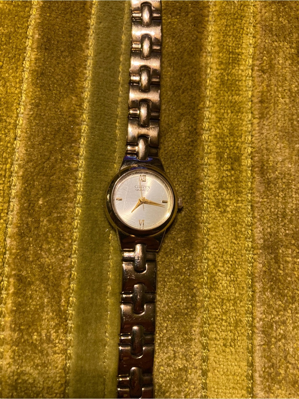 Vintage Citizen Quartz Two-Tone Link Bracelet Watch